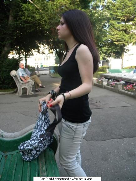 Lenea Verde. - Green. - � Pictures with us
